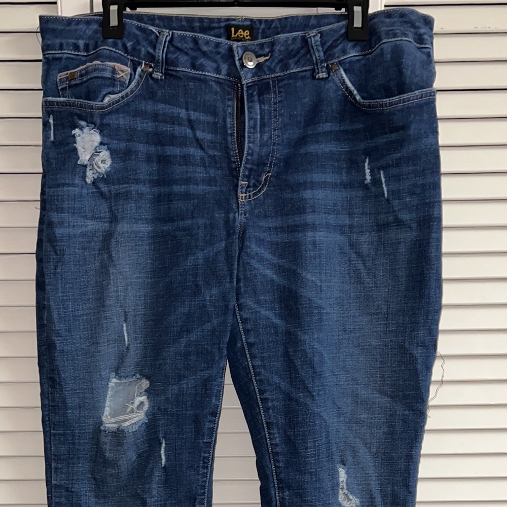Jeans - Picture 1 of 2